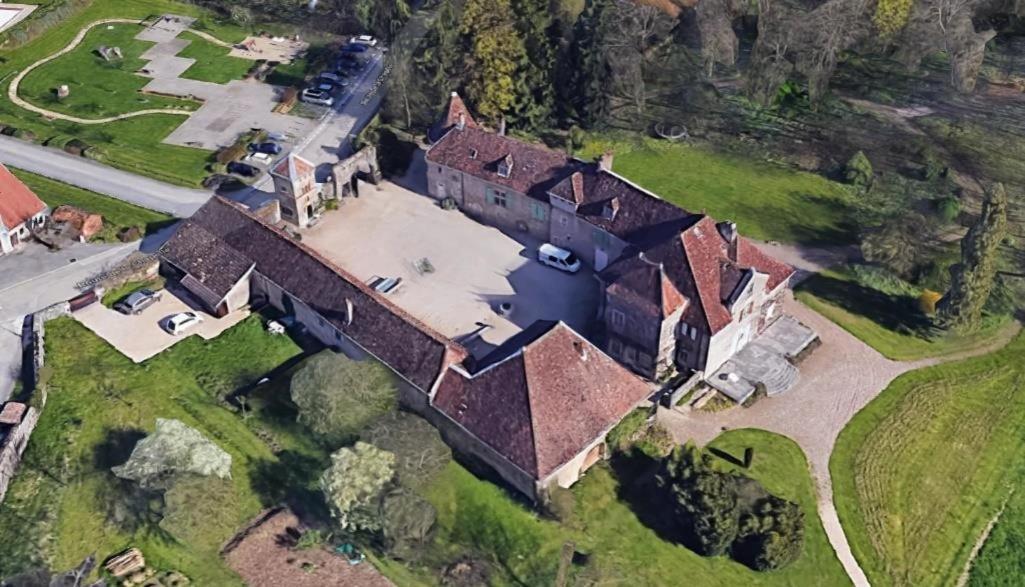 Au Chateau Leilighet Miserey-Salines Eksteriør bilde
